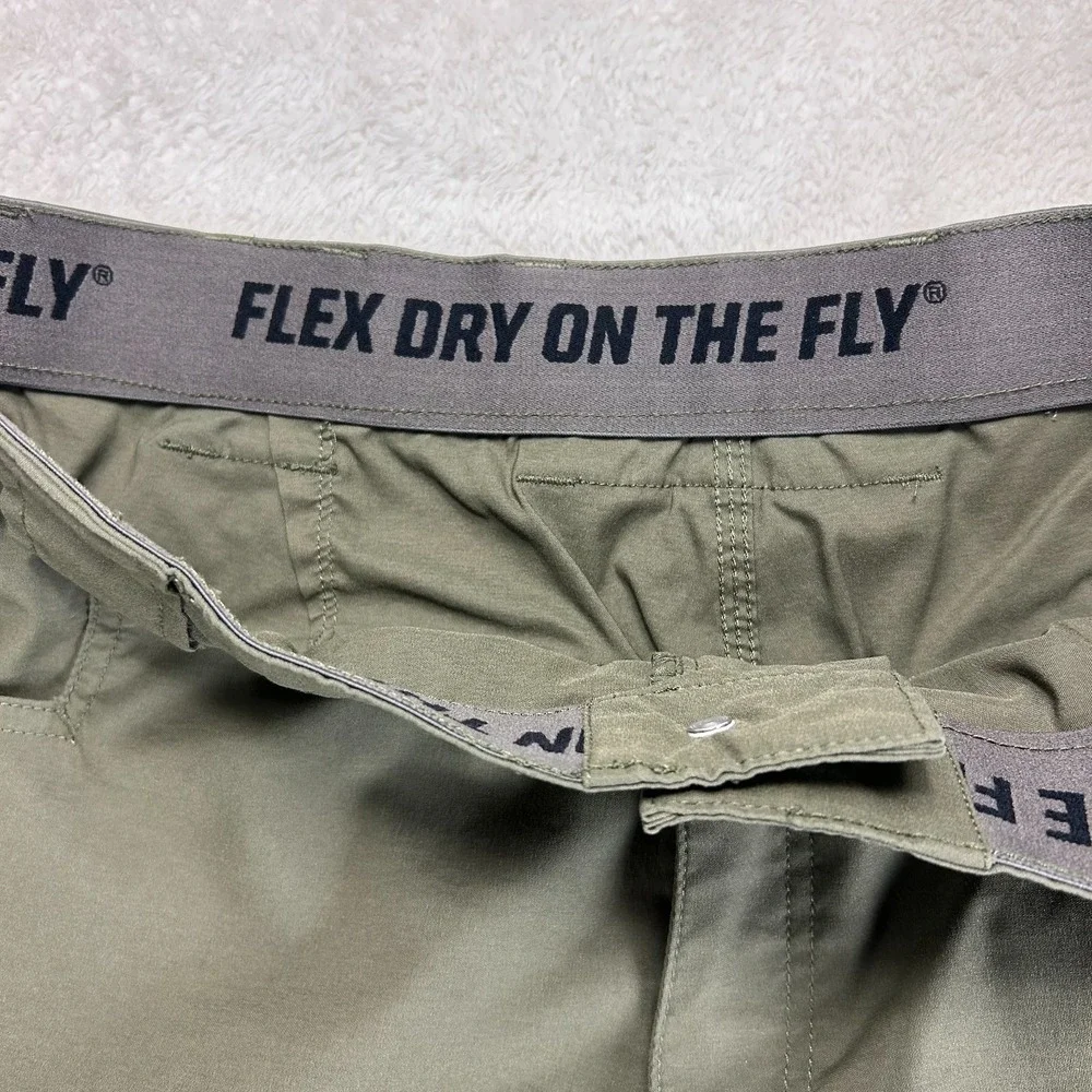 Duluth Trading Co. Flex Dry on the Fly Utility Shorts Mens 40 Olive Green Hiking
